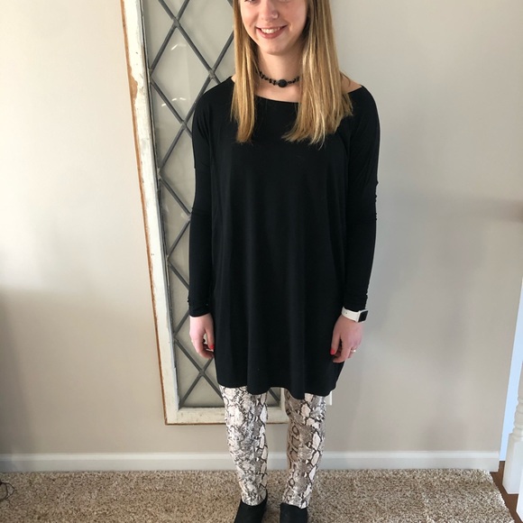 Piko black tunic top - Picture 2 of 2